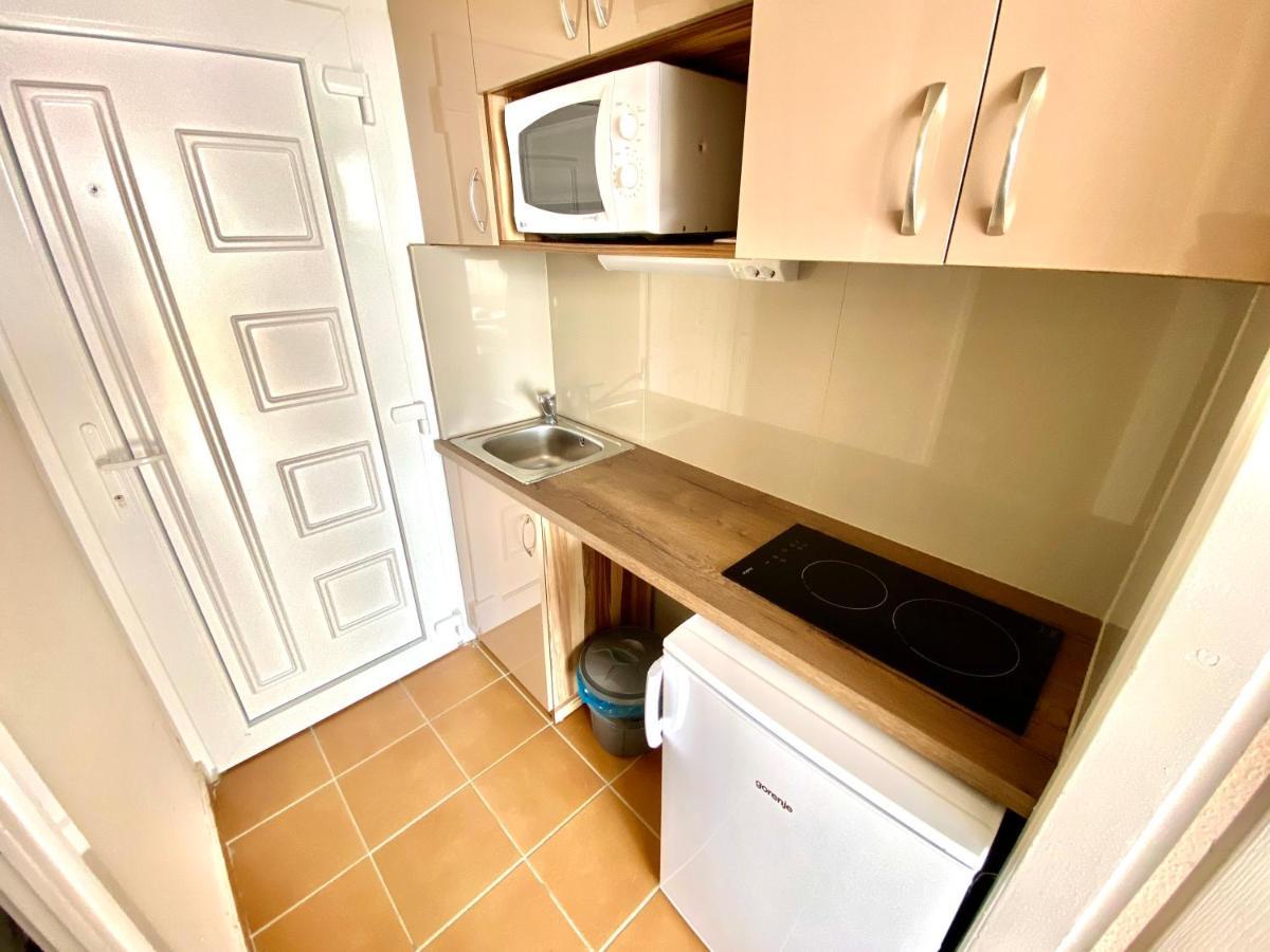 Aqua Blue Apartmanok - Siófok Buitenkant foto