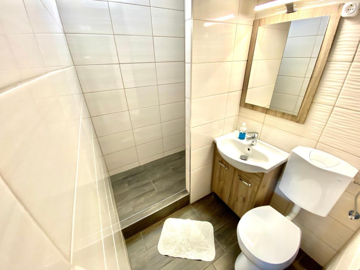 Aqua Blue Apartmanok - Siófok Buitenkant foto